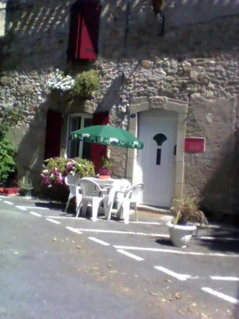 La maison des vendangeurs Trausse Extérieur photo
